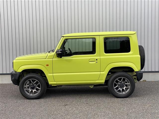 ジムニー XC 衝突被害軽減ブレーキ 4WD 社外16インチアルミホイール冬タイヤセット有 クルーズコントロール 前席シートヒーター 社外1DINデッキ(CD/ラジオ/USB/Bluetooth) 純正LEDライト(3枚目)
