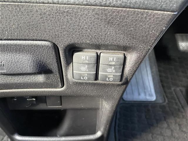 ヴォクシー ハイブリッドＶ　社外ＳＤ９インチナビ　フルセグ／ＣＤ／ＤＶＤ／Ｂｌｕｅｔｏｏｔｈ／ＳＤ　バックカメラ　ＬＥＤヘッドライト　シートヒーター　衝突軽減ブレーキ　両側パワースライドドア（28枚目）