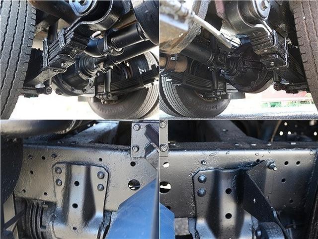 　衛生車　糞尿車　モリタエコノスＶＢＲ４２７Ｈ　積載容積２７００Ｌ　脱臭器　自動巻取ホースリール　５速ＭＴ　アイドリングストップ　アシストアイドルアップ　Ｅｇ型式Ｎ０４Ｃ　車両総重量６２９５ｋｇ(8枚目)