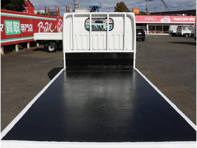 アトラストラック フルスーパーローDX 1.5トン積 平ボディ三方開 10尺 5速MT3ペダル 坂道発進補助装置 電格ミラー フォグランプ バイザーマット ETC 荷台寸法310-160-32 車両総重量3515K(26枚目)