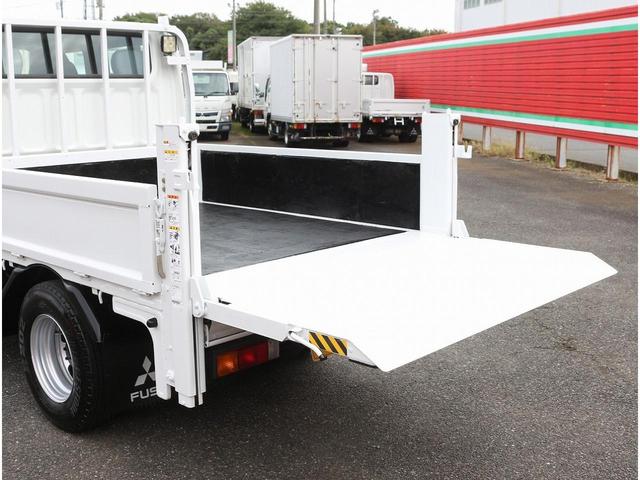 キャンター Wキャブ Wキャブ 垂直パワーゲート 4WD車 1.2トン積 6人乗 外SDナビ フルセグTV バックモニター ETC レーンアシスト 坂道発進補助 Rヒーター ミラーヒーター 新明和製PG 600K(30枚目)