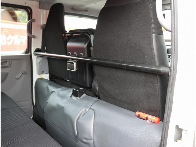 キャンター Wキャブ Wキャブ 垂直パワーゲート 4WD車 1.2トン積 6人乗 外SDナビ フルセグTV バックモニター ETC レーンアシスト 坂道発進補助 Rヒーター ミラーヒーター 新明和製PG 600K(55枚目)