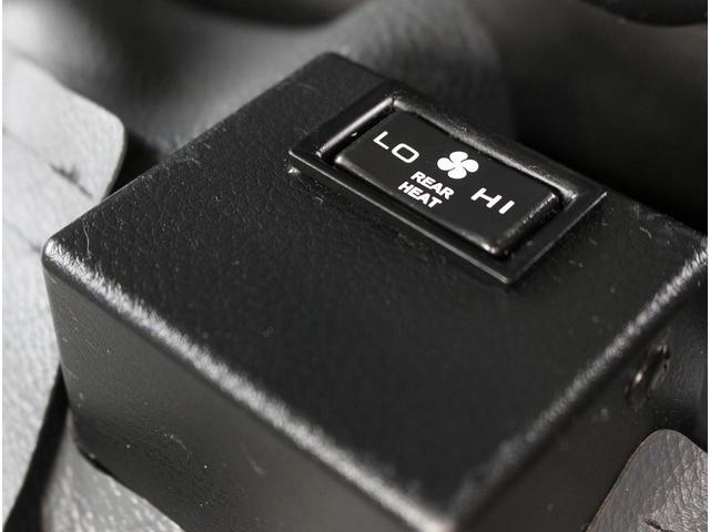 キャンター Wキャブ Wキャブ 垂直パワーゲート 4WD車 1.2トン積 6人乗 外SDナビ フルセグTV バックモニター ETC レーンアシスト 坂道発進補助 Rヒーター ミラーヒーター 新明和製PG 600K(58枚目)