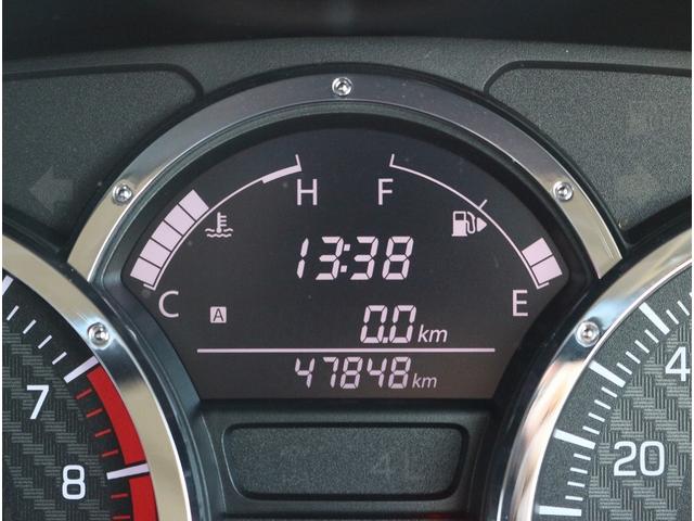 ジムニー ランドベンチャー　ワンオーナー　４ＷＤ　５速マニュアル　リフトＵＰ１インチ　モンスタースポーツサスペンション　レカロシート（純正シート車内積）　社外マフラー　キーレス＆予備キー　ＥＴＣ２．０　純正１６インチＡＷ（10枚目）