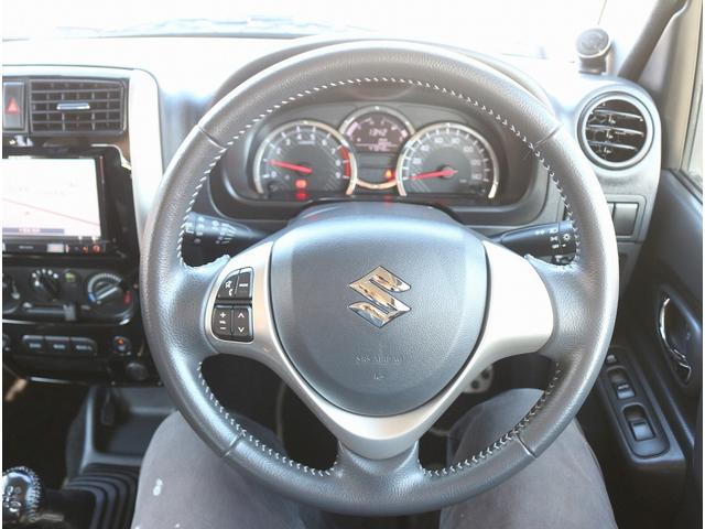 ジムニー ランドベンチャー　ワンオーナー　４ＷＤ　５速マニュアル　リフトＵＰ１インチ　モンスタースポーツサスペンション　レカロシート（純正シート車内積）　社外マフラー　キーレス＆予備キー　ＥＴＣ２．０　純正１６インチＡＷ（22枚目）