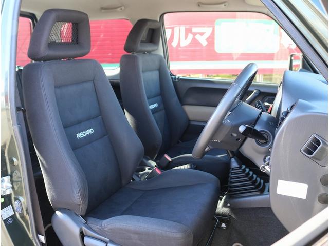 ジムニー ランドベンチャー　ワンオーナー　４ＷＤ　５速マニュアル　リフトＵＰ１インチ　モンスタースポーツサスペンション　レカロシート（純正シート車内積）　社外マフラー　キーレス＆予備キー　ＥＴＣ２．０　純正１６インチＡＷ（26枚目）