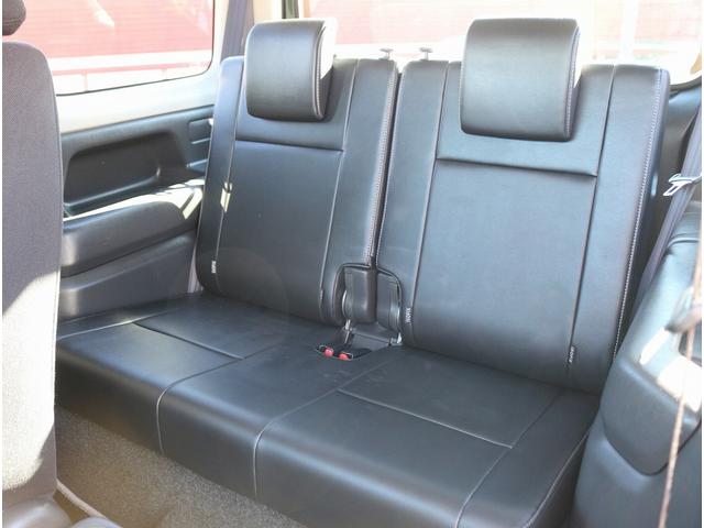 ジムニー ランドベンチャー　ワンオーナー　４ＷＤ　５速マニュアル　リフトＵＰ１インチ　モンスタースポーツサスペンション　レカロシート（純正シート車内積）　社外マフラー　キーレス＆予備キー　ＥＴＣ２．０　純正１６インチＡＷ（31枚目）