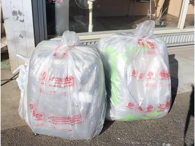 ジムニー ランドベンチャー　ワンオーナー　４ＷＤ　５速マニュアル　リフトＵＰ１インチ　モンスタースポーツサスペンション　レカロシート（純正シート車内積）　社外マフラー　キーレス＆予備キー　ＥＴＣ２．０　純正１６インチＡＷ（53枚目）