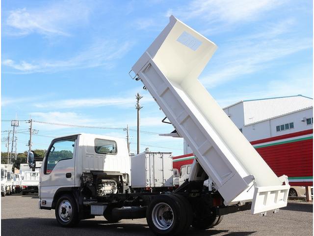 エルフトラック 強化フルフラットローダンプ 3t フルフラットロー 強化ダンプ 6MT 3方開 中間ピン2本 荷台寸305/160/37 新明和DR2-0110SY メッキパーツ ETC 保証書&取説 EG型式4JJ1(110kw)150PS(35枚目)