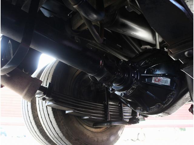 エルフトラック 強化フルフラットローダンプ 3t フルフラットロー 強化ダンプ 6MT 3方開 中間ピン2本 荷台寸305/160/37 新明和DR2-0110SY メッキパーツ ETC 保証書&取説 EG型式4JJ1(110kw)150PS(45枚目)