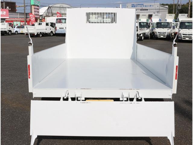 キャンター ダンプ 全低床強化ダンプ三方開 3トン積 5速MT3ペダル キーレス 中間ピン2個 電格ミラー フォグランプ バイザーマット 極東製荷台DD02-31 荷台寸法305-160-38 3t積 F5(25枚目)