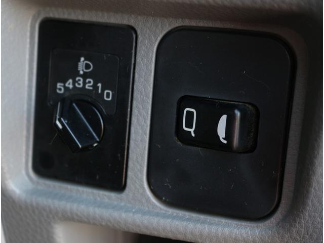 キャンター ダンプ 全低床強化ダンプ三方開 3トン積 5速MT3ペダル キーレス 中間ピン2個 電格ミラー フォグランプ バイザーマット 極東製荷台DD02-31 荷台寸法305-160-38 3t積 F5(43枚目)