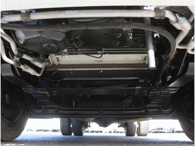 キャンター ダンプ 全低床強化ダンプ三方開 3トン積 5速MT3ペダル キーレス 中間ピン2個 電格ミラー フォグランプ バイザーマット 極東製荷台DD02-31 荷台寸法305-160-38 3t積 F5(52枚目)