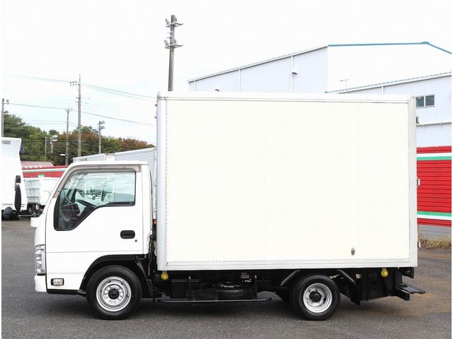 エルフトラック 10尺 観音開き ラッシングレール1段 90度ストッパー バックモニター付 坂道発進補助 左電格ミラー キーレス 荷箱寸312-177-212 最大積載量1500キロ 車両総重量4035キロ(17枚目)