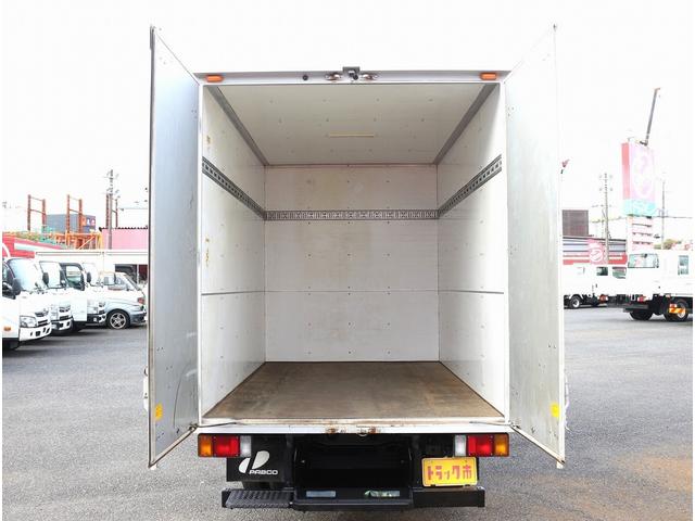 エルフトラック 10尺 観音開き ラッシングレール1段 90度ストッパー バックモニター付 坂道発進補助 左電格ミラー キーレス 荷箱寸312-177-212 最大積載量1500キロ 車両総重量4035キロ(18枚目)
