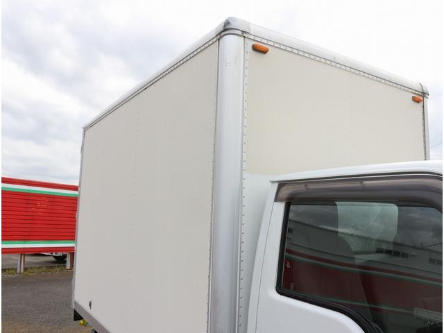 エルフトラック 10尺 観音開き ラッシングレール1段 90度ストッパー バックモニター付 坂道発進補助 左電格ミラー キーレス 荷箱寸312-177-212 最大積載量1500キロ 車両総重量4035キロ(30枚目)