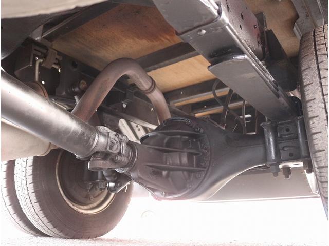 エルフトラック 10尺 観音開き ラッシングレール1段 90度ストッパー バックモニター付 坂道発進補助 左電格ミラー キーレス 荷箱寸312-177-212 最大積載量1500キロ 車両総重量4035キロ(39枚目)