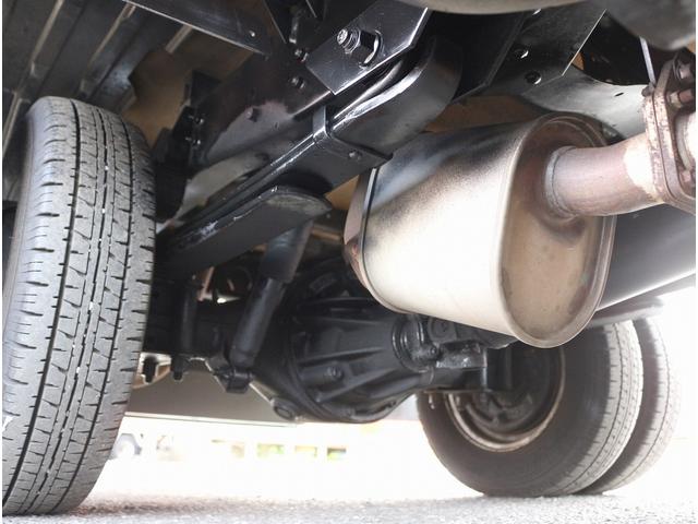 エルフトラック 10尺 観音開き ラッシングレール1段 90度ストッパー バックモニター付 坂道発進補助 左電格ミラー キーレス 荷箱寸312-177-212 最大積載量1500キロ 車両総重量4035キロ(40枚目)