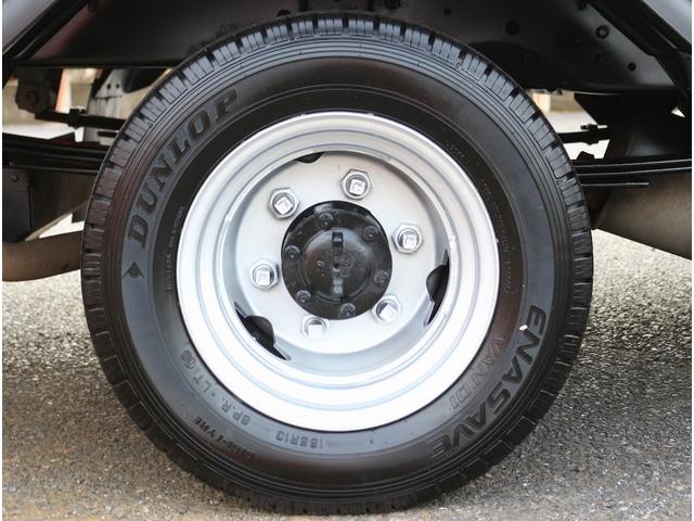 エルフトラック 10尺 観音開き ラッシングレール1段 90度ストッパー バックモニター付 坂道発進補助 左電格ミラー キーレス 荷箱寸312-177-212 最大積載量1500キロ 車両総重量4035キロ(64枚目)