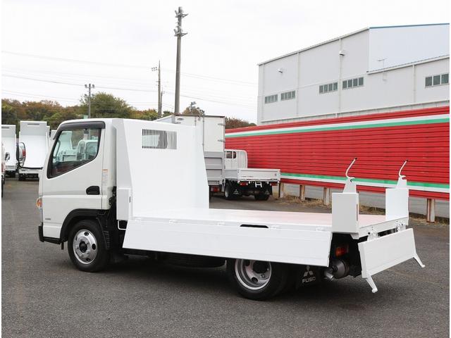 キャンター 全低床ダンプ　２ｔ　全低床強化ダンプ　５ＭＴ　衝突軽減ブレーキ付き！　車線逸脱警報装置　トラクションコントロール　新明和製ＤＲ２－０１１０ＳＹ　３方開　中間ピン　キーレス＆スペアキー　左電動格納ミラー　ＥＴＣ（24枚目）