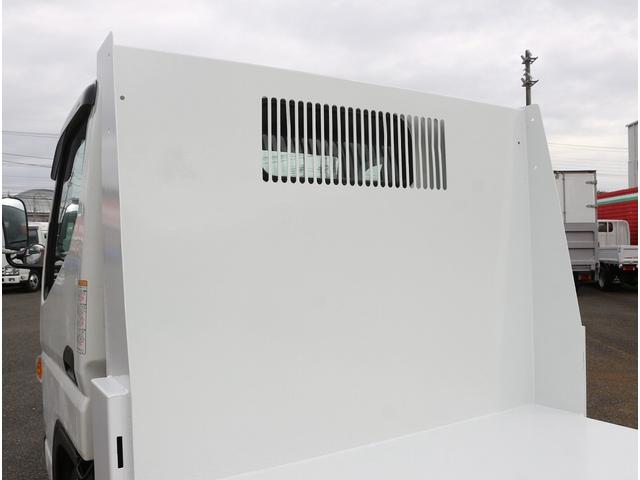 キャンター 全低床ダンプ　２ｔ　全低床強化ダンプ　５ＭＴ　衝突軽減ブレーキ付き！　車線逸脱警報装置　トラクションコントロール　新明和製ＤＲ２－０１１０ＳＹ　３方開　中間ピン　キーレス＆スペアキー　左電動格納ミラー　ＥＴＣ（26枚目）