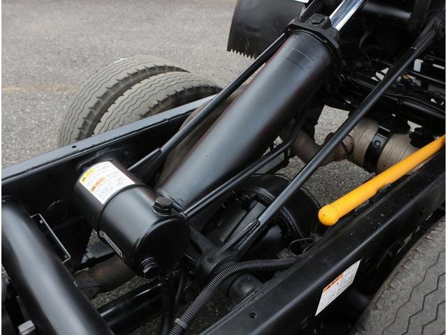 キャンター 全低床ダンプ　２ｔ　全低床強化ダンプ　５ＭＴ　衝突軽減ブレーキ付き！　車線逸脱警報装置　トラクションコントロール　新明和製ＤＲ２－０１１０ＳＹ　３方開　中間ピン　キーレス＆スペアキー　左電動格納ミラー　ＥＴＣ（37枚目）