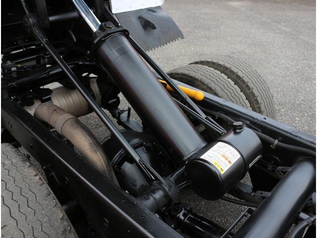 キャンター 全低床ダンプ　２ｔ　全低床強化ダンプ　５ＭＴ　衝突軽減ブレーキ付き！　車線逸脱警報装置　トラクションコントロール　新明和製ＤＲ２－０１１０ＳＹ　３方開　中間ピン　キーレス＆スペアキー　左電動格納ミラー　ＥＴＣ（38枚目）