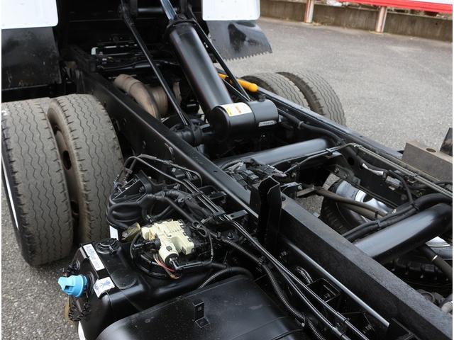 キャンター 全低床ダンプ　２ｔ　全低床強化ダンプ　５ＭＴ　衝突軽減ブレーキ付き！　車線逸脱警報装置　トラクションコントロール　新明和製ＤＲ２－０１１０ＳＹ　３方開　中間ピン　キーレス＆スペアキー　左電動格納ミラー　ＥＴＣ（39枚目）