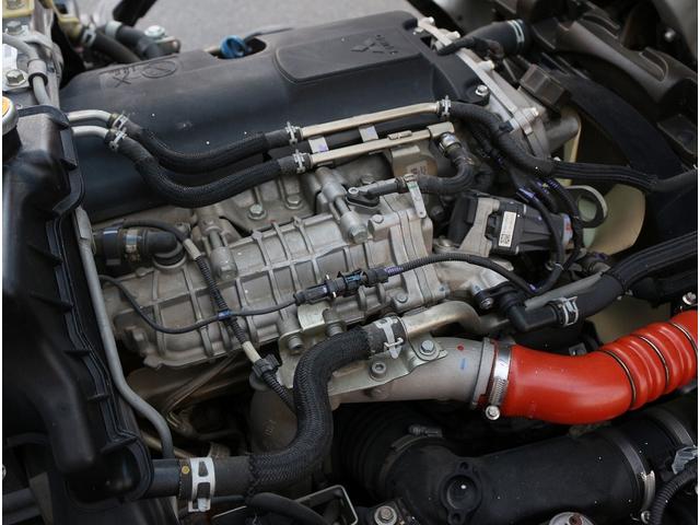 キャンター 全低床ダンプ　２ｔ　全低床強化ダンプ　５ＭＴ　衝突軽減ブレーキ付き！　車線逸脱警報装置　トラクションコントロール　新明和製ＤＲ２－０１１０ＳＹ　３方開　中間ピン　キーレス＆スペアキー　左電動格納ミラー　ＥＴＣ（46枚目）