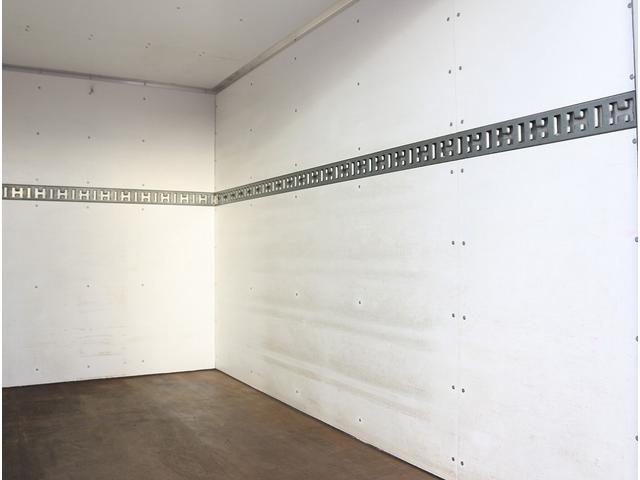 エルフトラック アルミV 1.5トン積 パネルV 三扉開カギ付 キーレス バックカメラ 室内灯ブザー アイドリングS 電格ミラー 拡声器ノボル製 ラッシングレール パブコ製 箱寸法308-164-197(44枚目)