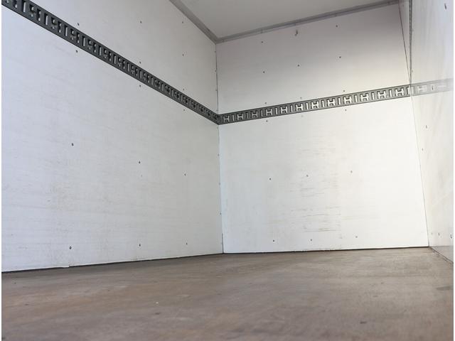 エルフトラック アルミV 1.5トン積 パネルV 三扉開カギ付 キーレス バックカメラ 室内灯ブザー アイドリングS 電格ミラー 拡声器ノボル製 ラッシングレール パブコ製 箱寸法308-164-197(46枚目)