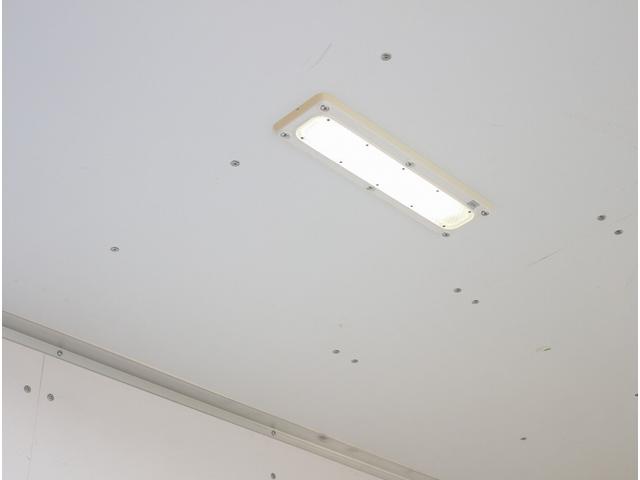 エルフトラック アルミV 1.5トン積 パネルV 三扉開カギ付 キーレス バックカメラ 室内灯ブザー アイドリングS 電格ミラー 拡声器ノボル製 ラッシングレール パブコ製 箱寸法308-164-197(48枚目)