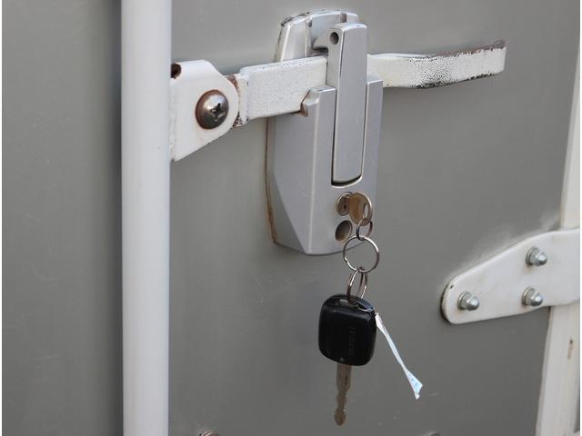 エルフトラック アルミV 1.5トン積 パネルV 三扉開カギ付 キーレス バックカメラ 室内灯ブザー アイドリングS 電格ミラー 拡声器ノボル製 ラッシングレール パブコ製 箱寸法308-164-197(51枚目)