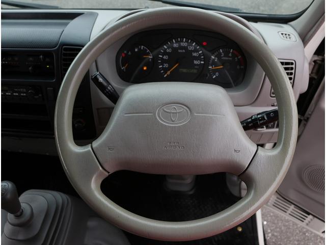 ダイナトラック 1t積載 Wキャブ 3.0ディーゼルターボ 5MT 6人乗り フォグライト付き 後輪シングルタイヤ バイザー&フロアマット 3方開 荷台寸210/160/38 普通免許対応 車両総重量3130キロ(39枚目)