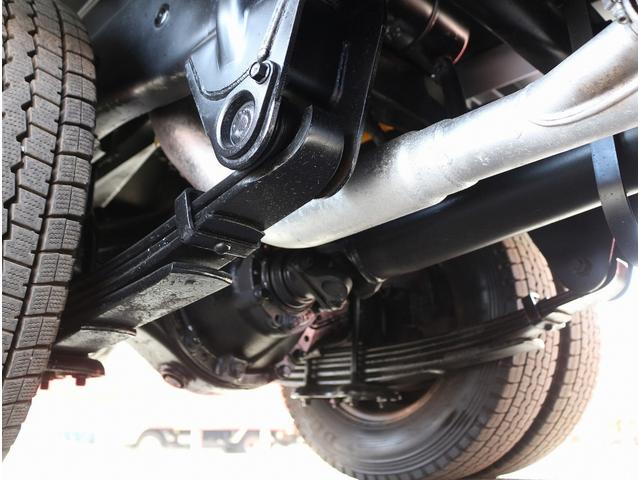 キャンター 全低床ダンプ　３０００キロ積載　ディーゼルＴＢ　５速ＭＴ　中間ピン２本　車線逸脱警報装置　キーレス　ＥＴＣ　コボレーン　荷台寸３０４－１６０－３８　最大積載量３０００キロ　車両総重量６０３５キロ（43枚目）