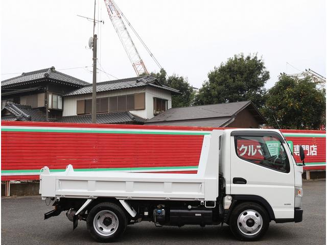 キャンター 　２ｔ積載　全低床強化ダンプ　５ＭＴ　衝突軽減ブレーキ　車線逸脱警報装置　トラクションコントロール　キーレス＆スペアキー　左電動格納ミラー　ＥＴＣ　３方開　中間ピン２本　車両総重量４９２５キロ（11枚目）