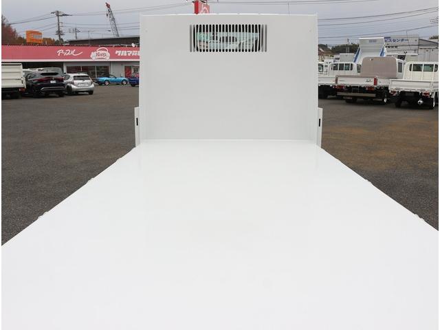 キャンター 　２ｔ積載　全低床強化ダンプ　５ＭＴ　衝突軽減ブレーキ　車線逸脱警報装置　トラクションコントロール　キーレス＆スペアキー　左電動格納ミラー　ＥＴＣ　３方開　中間ピン２本　車両総重量４９２５キロ（26枚目）