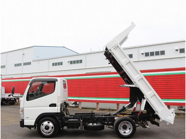 キャンター 　２ｔ積載　全低床強化ダンプ　５ＭＴ　衝突軽減ブレーキ　車線逸脱警報装置　トラクションコントロール　キーレス＆スペアキー　左電動格納ミラー　ＥＴＣ　３方開　中間ピン２本　車両総重量４９２５キロ（36枚目）