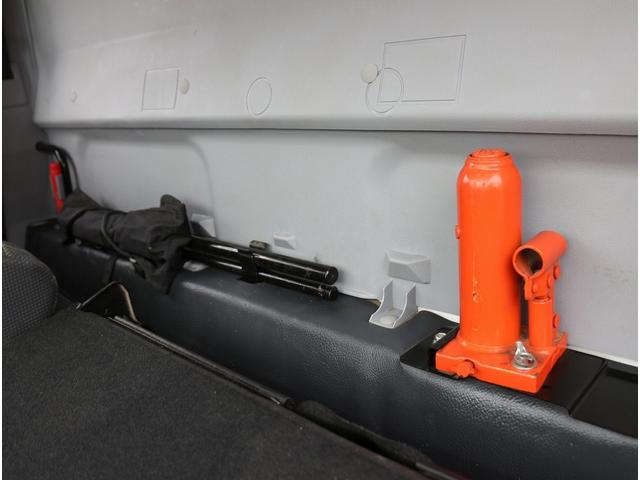 キャンター 　２ｔ積載　全低床強化ダンプ　５ＭＴ　衝突軽減ブレーキ　車線逸脱警報装置　トラクションコントロール　キーレス＆スペアキー　左電動格納ミラー　ＥＴＣ　３方開　中間ピン２本　車両総重量４９２５キロ（61枚目）