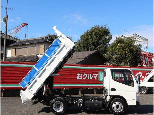 キャンター 全低床ダンプ　３ｔ　全低床強化ダンプ　５ＭＴ　車線逸脱警報装置　キーレス　ＥＴＣ　極東開発ＤＤ０２－３１　荷台寸３０４／１６０／３８　１０尺　３方開　中間ピン２本　コボレーン　ＳＴタイヤ　車両総重量６０１５キロ（33枚目）