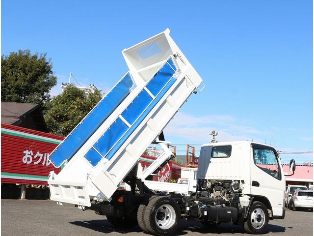 キャンター 全低床ダンプ　３ｔ　全低床強化ダンプ　５ＭＴ　車線逸脱警報装置　キーレス　ＥＴＣ　極東開発ＤＤ０２－３１　荷台寸３０４／１６０／３８　１０尺　３方開　中間ピン２本　コボレーン　ＳＴタイヤ　車両総重量６０１５キロ（34枚目）