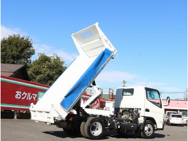 キャンター 全低床ダンプ　３ｔ　全低床強化ダンプ　５ＭＴ　車線逸脱警報装置　キーレス　ＥＴＣ　極東開発ＤＤ０２－３１　荷台寸３０４／１６０／３８　１０尺　３方開　中間ピン２本　コボレーン　ＳＴタイヤ　車両総重量６０１５キロ（38枚目）