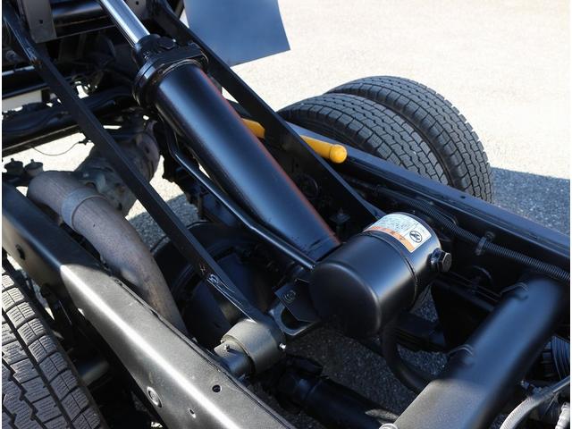 キャンター 全低床ダンプ　３ｔ　全低床強化ダンプ　５ＭＴ　車線逸脱警報装置　キーレス　ＥＴＣ　極東開発ＤＤ０２－３１　荷台寸３０４／１６０／３８　１０尺　３方開　中間ピン２本　コボレーン　ＳＴタイヤ　車両総重量６０１５キロ（46枚目）