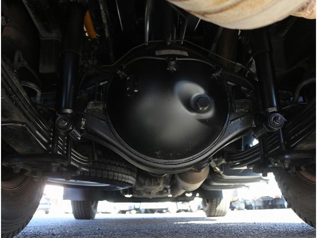 キャンター 全低床ダンプ　３ｔ　全低床強化ダンプ　５ＭＴ　車線逸脱警報装置　キーレス　ＥＴＣ　極東開発ＤＤ０２－３１　荷台寸３０４／１６０／３８　１０尺　３方開　中間ピン２本　コボレーン　ＳＴタイヤ　車両総重量６０１５キロ（50枚目）