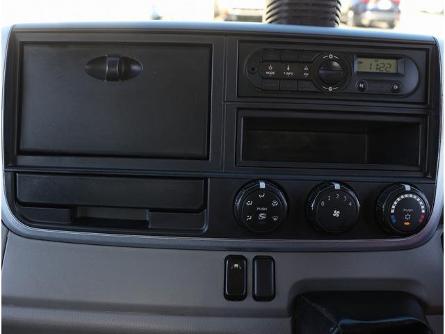 キャンター 全低床ダンプ　３ｔ　全低床強化ダンプ　５ＭＴ　車線逸脱警報装置　キーレス　ＥＴＣ　極東開発ＤＤ０２－３１　荷台寸３０４／１６０／３８　１０尺　３方開　中間ピン２本　コボレーン　ＳＴタイヤ　車両総重量６０１５キロ（63枚目）