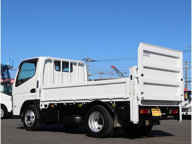 キャンター 　垂直パワーゲート　平ボディ三方開　２．９５トン積　集中ドアロック　レザー調シートカバー　荷台鉄板張り　電格ミラー　　コーナーライト　ドラレコ　荷台寸法３０７－１６０－３２　リフト寸法１１３－１５８（25枚目）