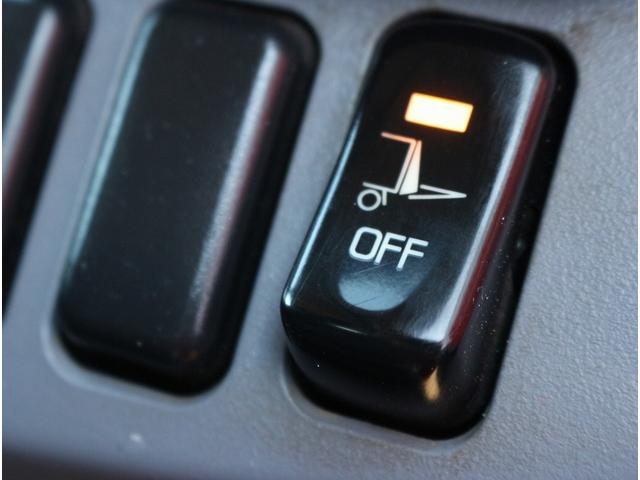 キャンター 　垂直パワーゲート　平ボディ三方開　２．９５トン積　集中ドアロック　レザー調シートカバー　荷台鉄板張り　電格ミラー　　コーナーライト　ドラレコ　荷台寸法３０７－１６０－３２　リフト寸法１１３－１５８（51枚目）