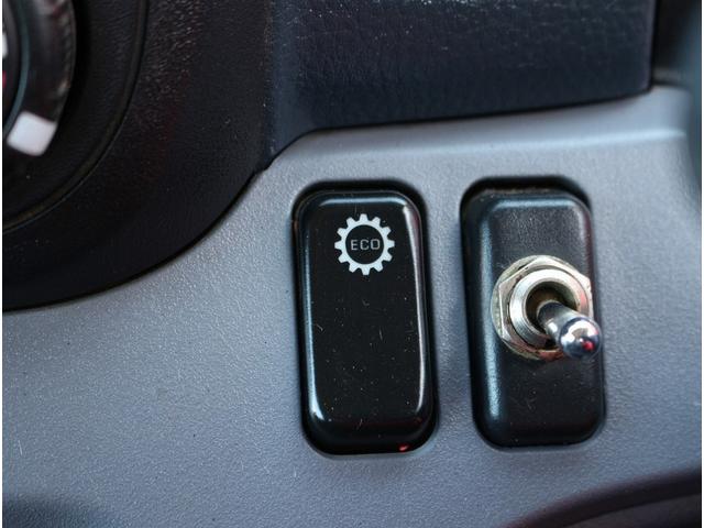 キャンター 　垂直パワーゲート　平ボディ三方開　２．９５トン積　集中ドアロック　レザー調シートカバー　荷台鉄板張り　電格ミラー　　コーナーライト　ドラレコ　荷台寸法３０７－１６０－３２　リフト寸法１１３－１５８（53枚目）