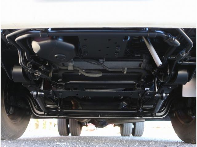 キャンター 　垂直パワーゲート　平ボディ三方開　２．９５トン積　集中ドアロック　レザー調シートカバー　荷台鉄板張り　電格ミラー　　コーナーライト　ドラレコ　荷台寸法３０７－１６０－３２　リフト寸法１１３－１５８（73枚目）