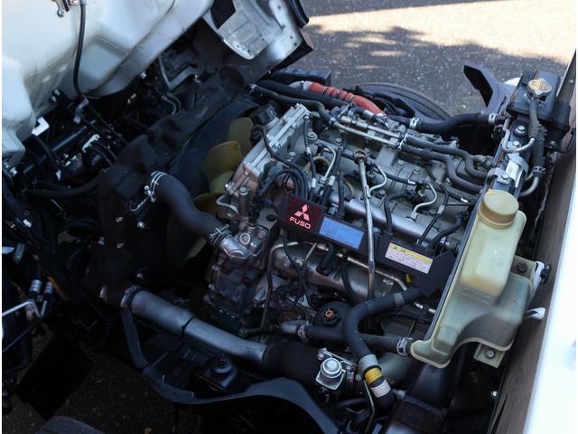 キャンター 　垂直パワーゲート　平ボディ三方開　２．９５トン積　集中ドアロック　レザー調シートカバー　荷台鉄板張り　電格ミラー　　コーナーライト　ドラレコ　荷台寸法３０７－１６０－３２　リフト寸法１１３－１５８（75枚目）